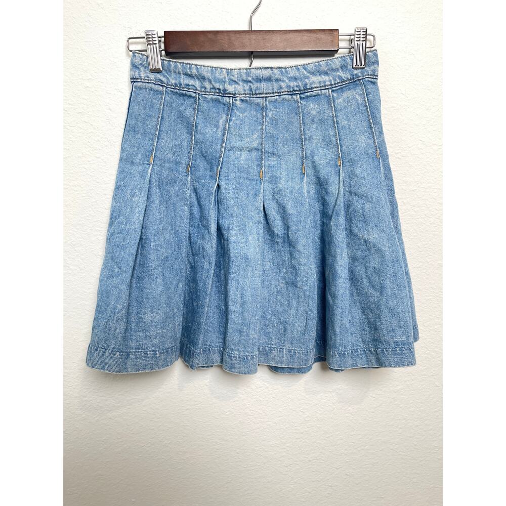 H&M Light Wash Denim Pleated Mini Skirt Womens Size 2 A-Line Y2K